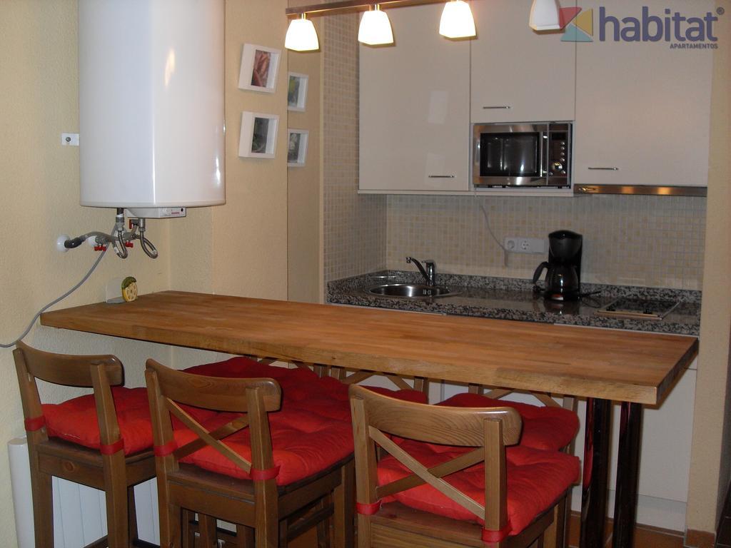 Apartamentos Habitat Zona Media Monachil Cameră foto